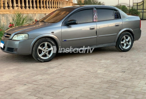 Opel Astra 2005 Gray Automatic Used for Sale in Giza - 2