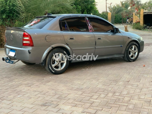 Opel Astra 2005 Gray Automatic Used for Sale in Giza - 3