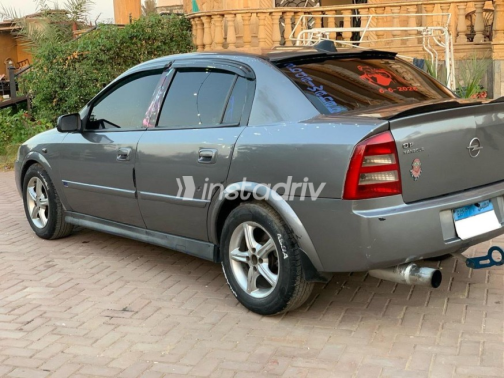 Opel Astra 2005 Gray Automatic Used for Sale in Giza - 5