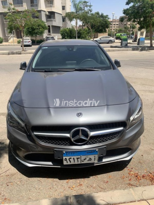 Mercedes CLA 180 2019 Brown Automatic Used for Sale in Cairo - 2