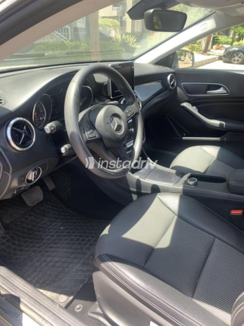 Mercedes CLA 180 2019 Brown Automatic Used for Sale in Cairo - 6