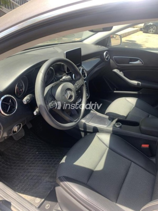 Mercedes CLA 180 2019 Brown Automatic Used for Sale in Cairo - 7