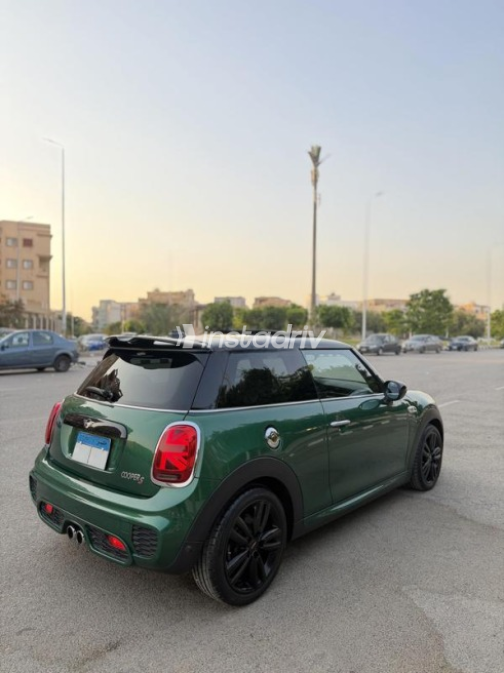 Mini Cooper 2021 Green Automatic Used for Sale in Heliopolis - 6