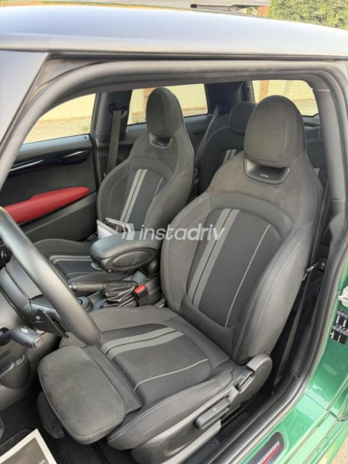 Mini Cooper 2021 Green Automatic Used for Sale in Heliopolis - 8