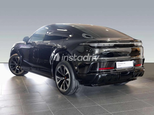 Porsche Cayenne 2026 Black Automatic Used for Sale in Cairo - 4