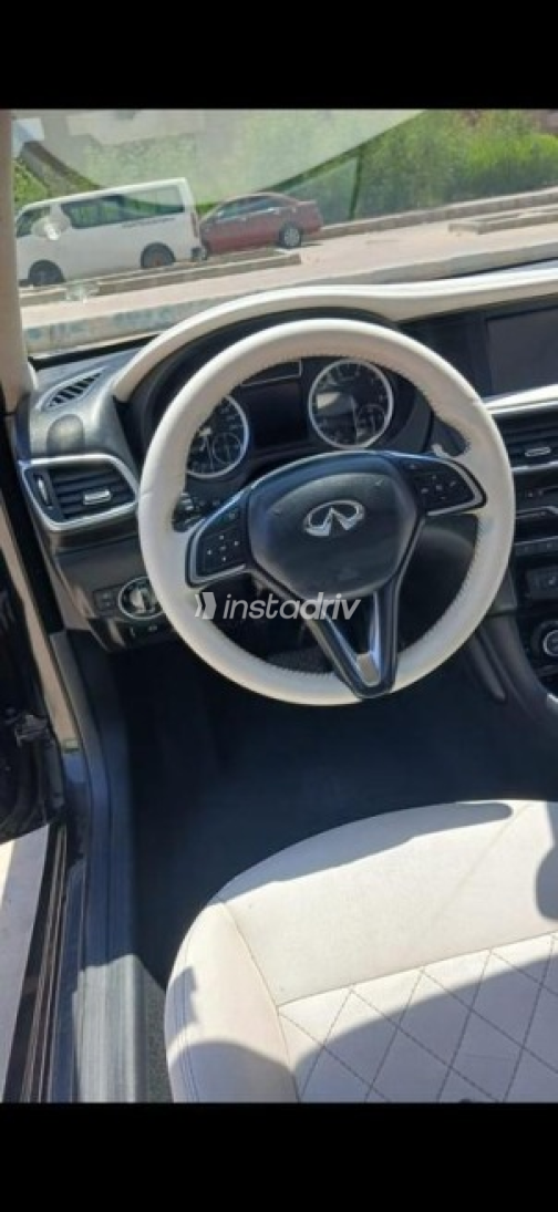 Infiniti Q30 2018 White Automatic Used for Sale in Greater Cairo ( Cairo + Giza) - 5