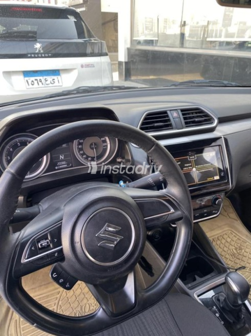 Suzuki Swift Dzire 2022 White Automatic Used for Sale in Greater Cairo ( Cairo + Giza) - 2