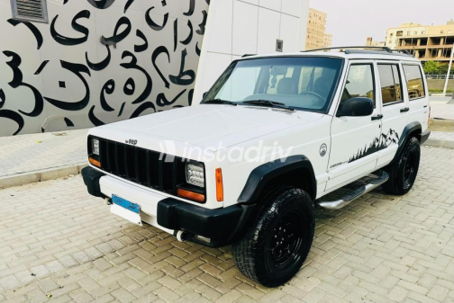 Jeep Cherokee 1998 White Automatic Used for Sale in Nasr city - 3