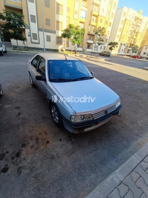 بيجو 405 2003 فضي أوتوماتيك مستعملة للبيع في العبور - 3
