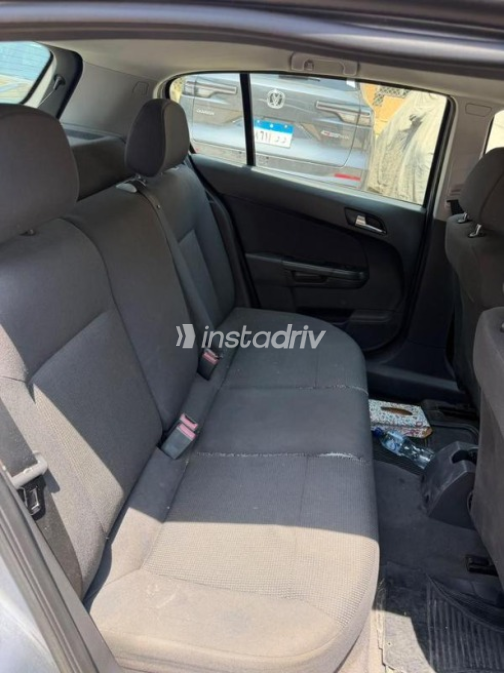 Opel Astra 2008 Gray Automatic Used for Sale in Sheikh Zayed City - 3