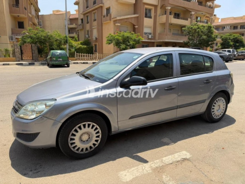Opel Astra 2008 Gray Automatic Used for Sale in Sheikh Zayed City - 6