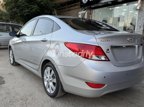 Hyundai Accent 2026 Silver Automatic Used for Sale in El Haram - 5