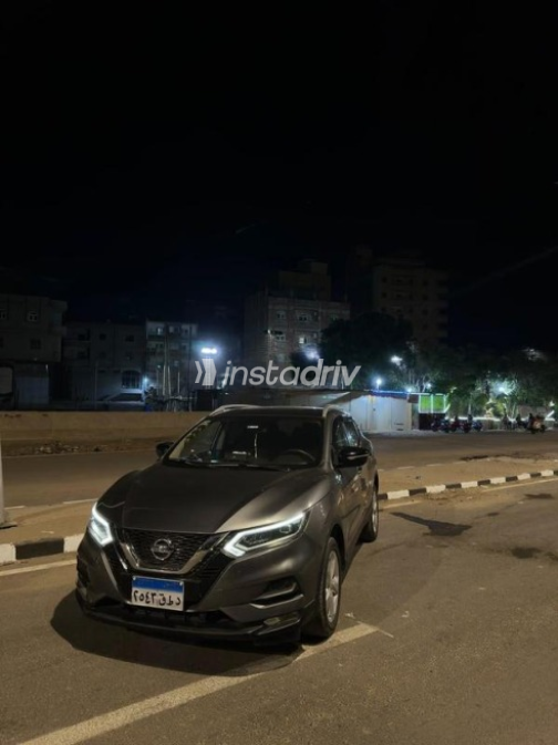 نيسان قشقاي 2019 رمادي أوتوماتيك مستعملة للبيع في المحلة - 1