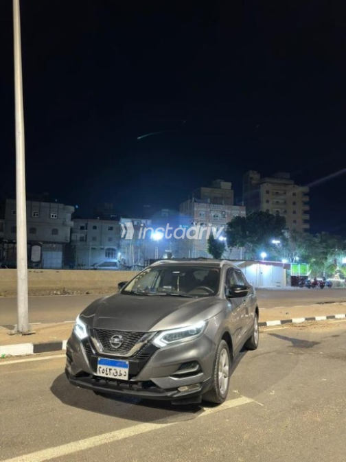 نيسان قشقاي 2019 رمادي أوتوماتيك مستعملة للبيع في المحلة - 2