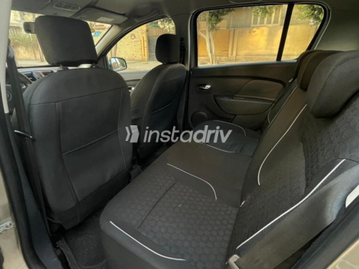 Renault Sandero 2015 Mocha Automatic Used for Sale in Giza - 1