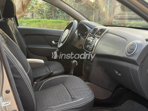 Renault Sandero 2015 Mocha Automatic Used for Sale in Giza - 5