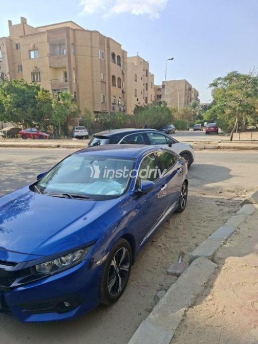 هوندا سيفك 2018 أبيض أوتوماتيك مستعملة للبيع في القاهرة الكبرى ( القاهرة - الجيزة) - 3