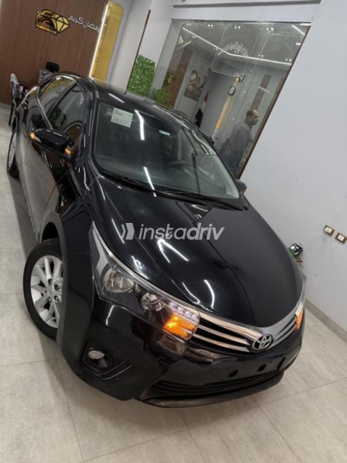 Toyota Corolla 2014 Black Automatic Used for Sale in Greater Cairo ( Cairo + Giza) - 1