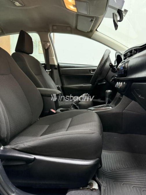 Toyota Corolla 2014 Black Automatic Used for Sale in Greater Cairo ( Cairo + Giza) - 10