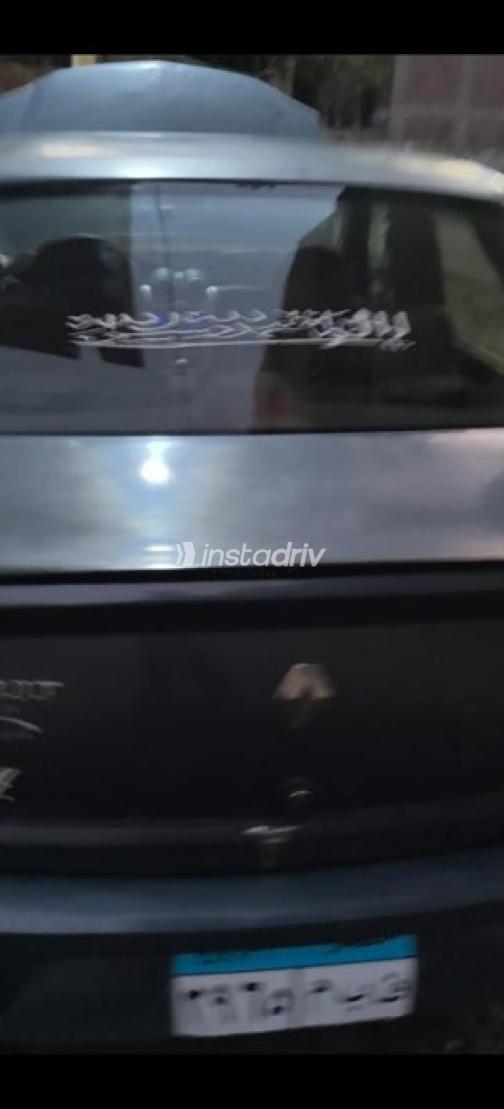 Renault Logan 2011 Dark Blue Automatic Used for Sale in Greater Cairo ( Cairo + Giza) - 4