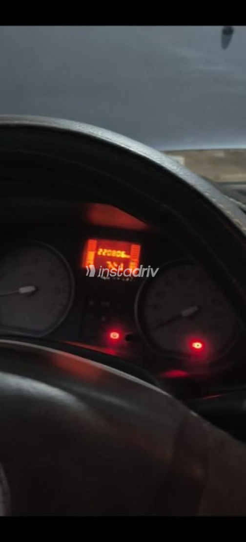 Renault Logan 2011 Dark Blue Automatic Used for Sale in Greater Cairo ( Cairo + Giza) - 6