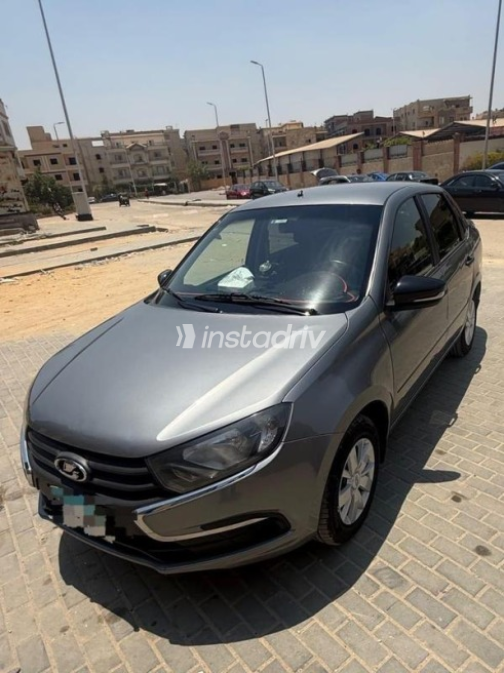 Lada Granta 2022 Gray Automatic Used for Sale in Cairo - 1