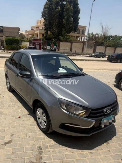 Lada Granta 2022 Gray Automatic Used for Sale in Cairo - 2