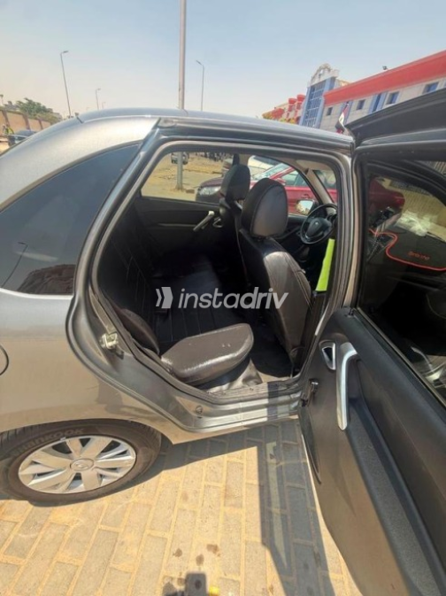 Lada Granta 2022 Gray Automatic Used for Sale in Cairo - 4