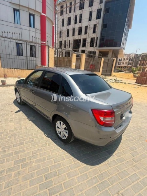 Lada Granta 2022 Gray Automatic Used for Sale in Cairo - 8