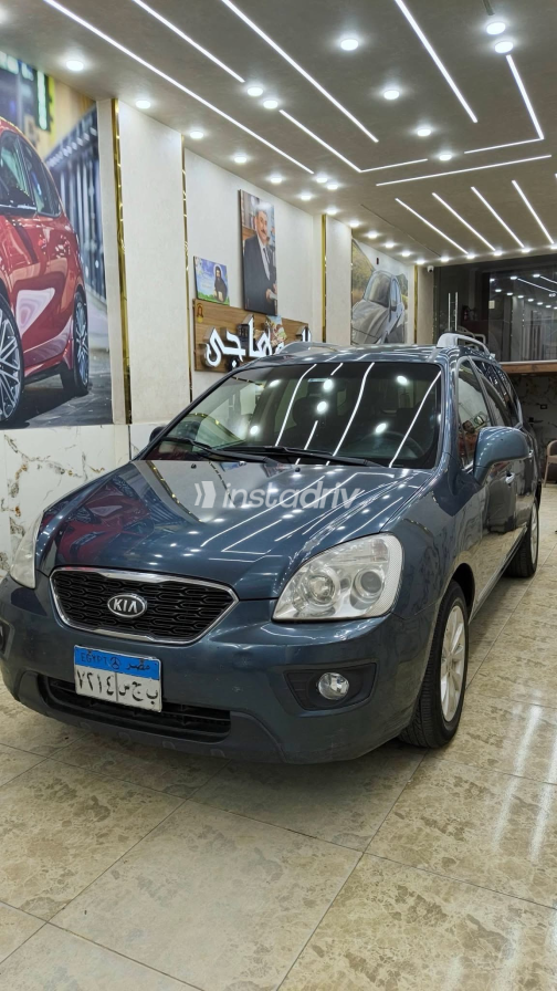 Kia Carens 2011 Blue Automatic Used for Sale in Alexandria - 1