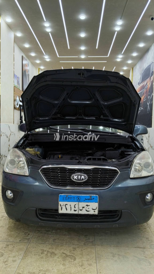 Kia Carens 2011 Blue Automatic Used for Sale in Alexandria - 6