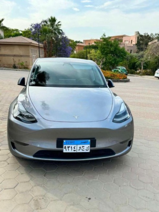 تسلا Model Y 2023 رمادي أوتوماتيك مستعملة للبيع في القاهرة