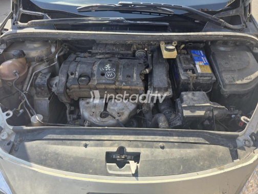 Peugeot 307 2007 Gold Automatic Used for Sale in Banha - 8