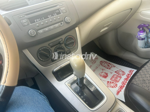 Nissan Sentra 2017 Silver Automatic Used for Sale in Cairo - 3