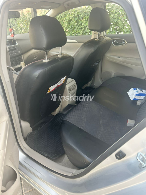 Nissan Sentra 2017 Silver Automatic Used for Sale in Cairo - 7