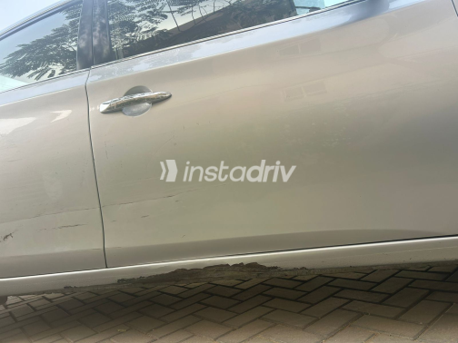 Nissan Sentra 2017 Silver Automatic Used for Sale in Cairo - 9