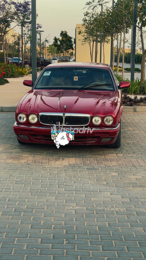 Jaguar XJ 1996 Red Automatic Used for Sale in Cairo - 8