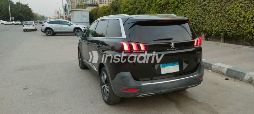 بيجو 5008 2020 أسود أوتوماتيك مستعملة للبيع في مصر الجديدة - 1