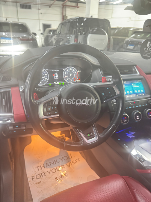جاكوار E-pace 2020 أبيض أوتوماتيك مستعملة للبيع في القاهرة - 4