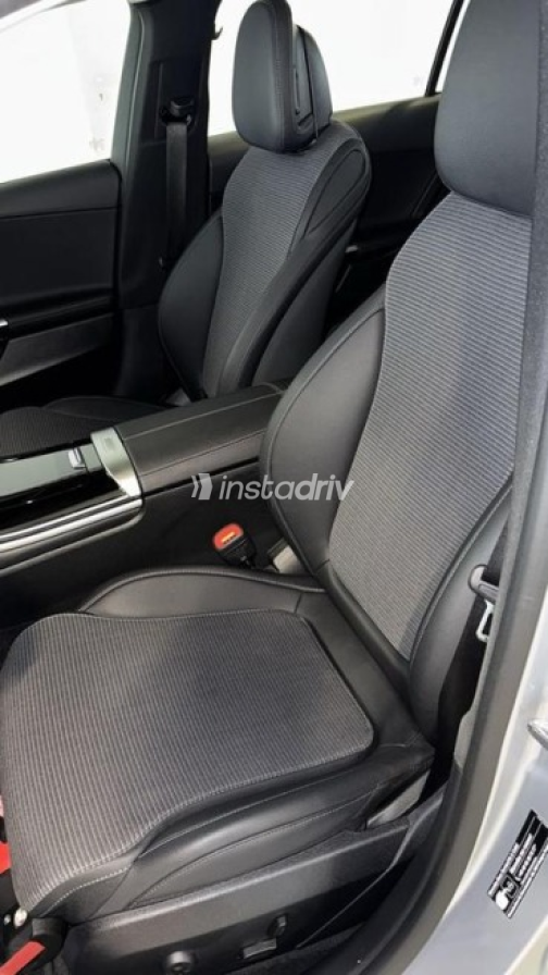 Mercedes C 200 2023 White Automatic Used for Sale in Greater Cairo ( Cairo + Giza) - 2