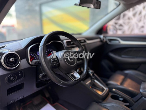 ام جى ZS 2021 أحمر أوتوماتيك مستعملة للبيع في الإسماعيلية - 7