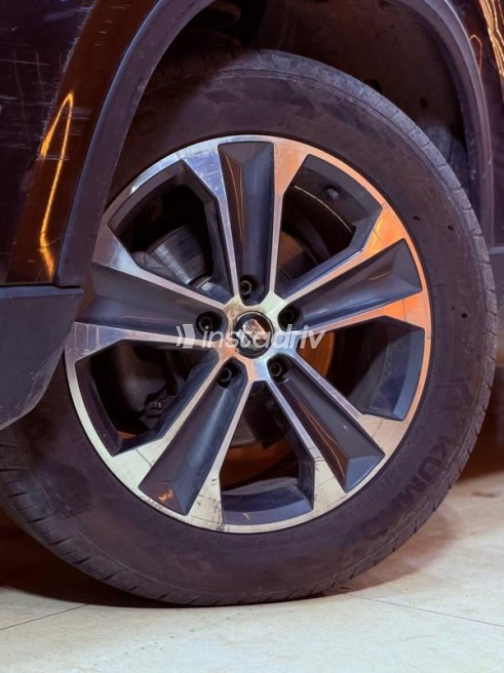 Seat Ateca 2019 Black Automatic Used for Sale in Cairo - 6