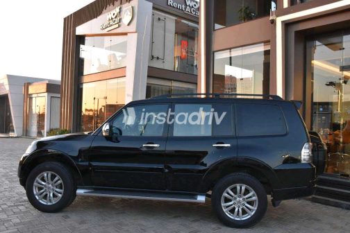 Mitsubishi Pajero 2020 Black Automatic Used for Sale in Giza - 6