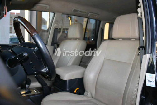 Mitsubishi Pajero 2020 Black Automatic Used for Sale in Giza - 9