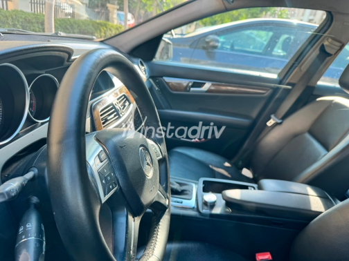 Mercedes C 180 2012 Gray Automatic Used for Sale in Cairo - 9