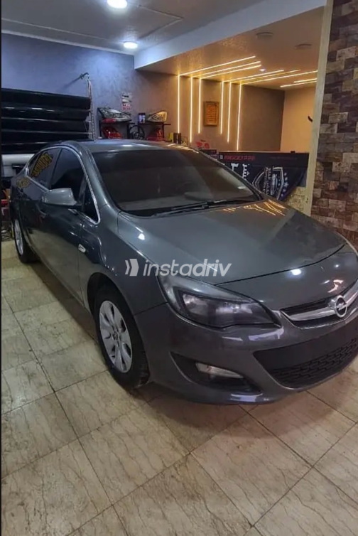 Opel Astra 2019 Gray Automatic Used for Sale in Mokattam - 5