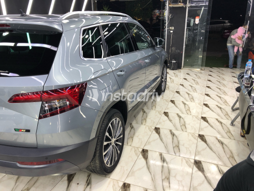 Skoda Karoq 2021 Silver Automatic Used for Sale in Giza - 2
