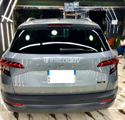 Skoda Karoq 2021 Silver Automatic Used for Sale in Giza - 10