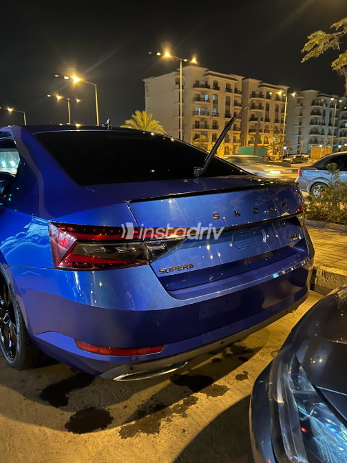 Skoda Superb 2021 Blue Automatic Used for Sale in Cairo - 3