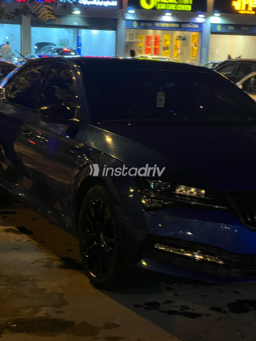 Skoda Superb 2021 Blue Automatic Used for Sale in Cairo - 4